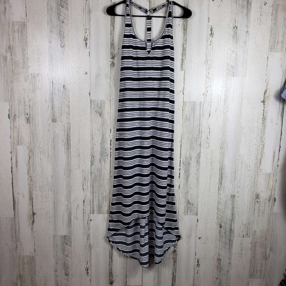 Tahiti black & white summer maxi dress size small